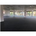 Location de bureau de 5 845 m² à Aix-en-Provence - 13100 photo - 2