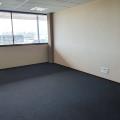 Location de bureau de 109 m² à Bruges - 33520 photo - 4