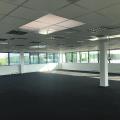 Location de bureau de 403 m² à Bruguières - 31150 photo - 3