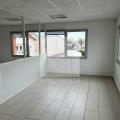 Location de bureau de 380 m² à Décines-Charpieu - 69150 photo - 6