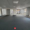 Location de bureau de 428 m² à Échirolles - 38130 photo - 5
