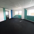 Location de bureau de 667 m² à Étainhus - 76430 photo - 3