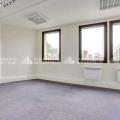 Location de bureau de 1 096 m² à Saint-Aubin - 91190 photo - 8