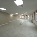 Location de bureau de 203 m² à Saint-Genis-Laval - 69230 photo - 3