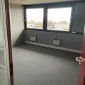 Location de bureau de 131 m² à Saint-Quentin-Fallavier - 38070 photo - 3