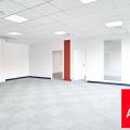 Location de bureau de 455 m² à Saint-Thibault-des-Vignes - 77400 photo - 2