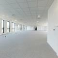 Location de bureau de 993 m² à Vaulx-en-Velin - 69120 photo - 1