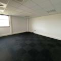Location de bureau de 1 436 m² à Villenave-d'Ornon - 33140 photo - 5