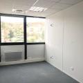 Location de bureau de 173 m² à Vitrolles - 13127 photo - 3