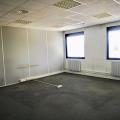 Location de bureau de 247 m² à Vitrolles - 13127 photo - 3