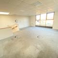 Location d'entrepôt de 432 m² à Coignières - 78310 photo - 4