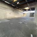 Location d'entrepôt de 430 m² à Coignières - 78310 photo - 3