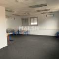 Location d'entrepôt de 2 300 m² à Décines-Charpieu - 69150 photo - 6