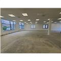 Location d'entrepôt de 1 071 m² à Saint-Thibault-des-Vignes - 77400 photo - 1