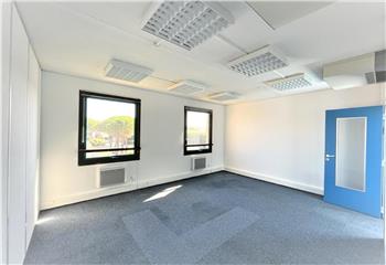 Location bureaux - Parc d'activités verdoyant  à Aix-en-Provence - 13100