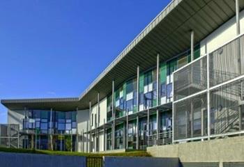 Location bureaux - Proche A28, 50 min du Mans  à Alençon - 61000