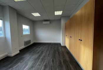 Location bureaux - Proche Beauvais - Accessible PMR  à Allonne - 60000