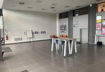 Location bureaux centre-ville - Proche bus, route et autoroute  à Amiens - 80000