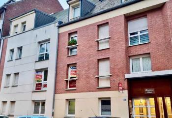 Bureaux disponibles à la location dans un immeuble mixte à  à Amiens - 80000