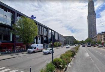 Location bureaux - Proche gare et transports en commun  à Amiens - 80000