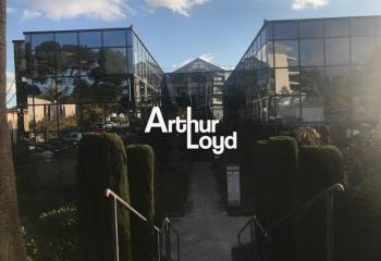 Location bureau (06600) - 120 m²