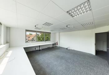 Location bureaux - Proche A6, périphérique et transports  à Arcueil - 94110