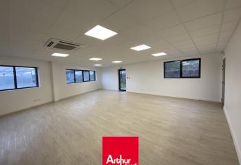 Location de bureaux au cœur de la zone d'activité d'Arnas  à Arnas - 69400