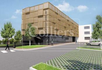 Bureaux et locaux commerciaux à louer à  à Aubagne - 13400