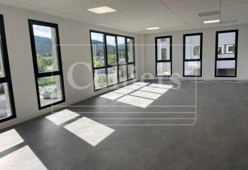 Location bureau  à Aubagne - 13400