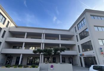 Location bureaux - Proche autoroute A52