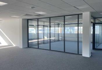 Location bureaux immeuble Le Premium proche métro et bus  à Balma - 31130