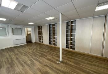 Bureau à louer - Environnement calme à coté des commodités  à Beauvais - 60000