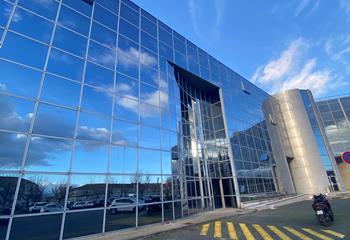 Location de bureaux en face du pont Simone Veil  à Bègles - 33130