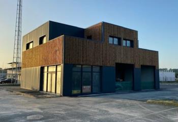 Location bureaux neufs - Zone commerciale, proche stationnement
