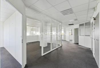 Location bureau (31700) - 93 m²