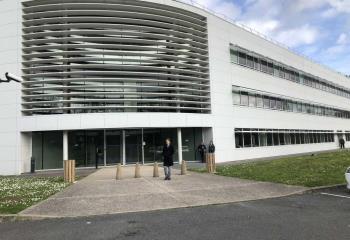 Location bureaux - Proche Orléans, bus et tangentielle