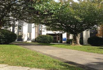 Location bureaux Saint-Christophe - Parc sécurisé