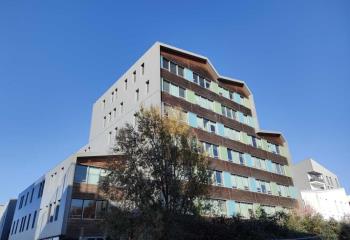 Location bureaux Bassins à Flot - Proche Cité du Vin, Tram et Autoroute  à Bordeaux - 33000