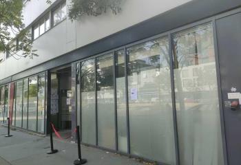 Location bureaux Bastide - Proche tram A et commerces  à Bordeaux - 33000