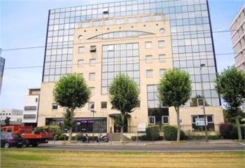 Location bureaux - Proche boulevards et tribunal