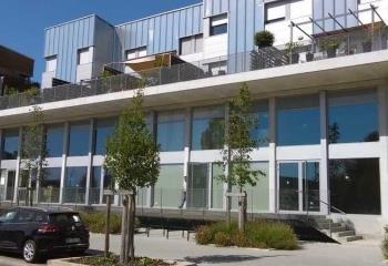Local commercial / bureaux à louer dans le secteur des Bassins à Flots  à Bordeaux - 33000