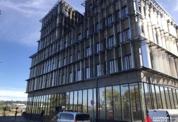 Location bureaux Quai de Brienne - Proche Tramway et Gare Saint-Jean  à Bordeaux - 33000