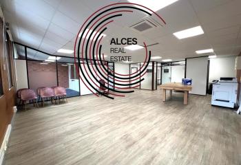 Location bureaux centre-ville - Proximité transports en commun  à Bordeaux - 33000