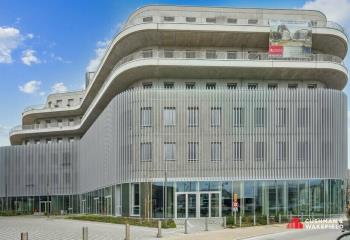 Location bureaux Place Ravezies - Tramway et centre-ville  à Bordeaux - 33000