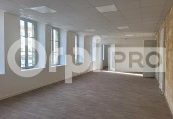 Location de bureaux proche du Palais de Justice  à Bordeaux - 33000