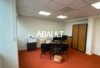 Location bureau à - Accès transports en commun  à Bordeaux - 33000