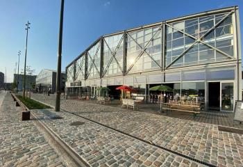 Bureaux à louer - Bassins à Flots, proche Tram et Bus  à Bordeaux - 33000