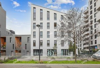 Location bureaux - Bassins à Flots - Proche tram et rocade  à Bordeaux - 33000