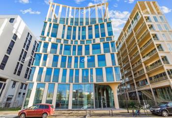 Location bureaux - Quartier Euratlantique, proche gare et BHNS  à Bordeaux - 33000