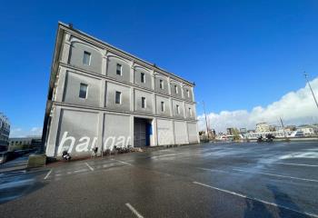Location bureaux - Bassin à Flots - Tramway et bus  à Bordeaux - 33000